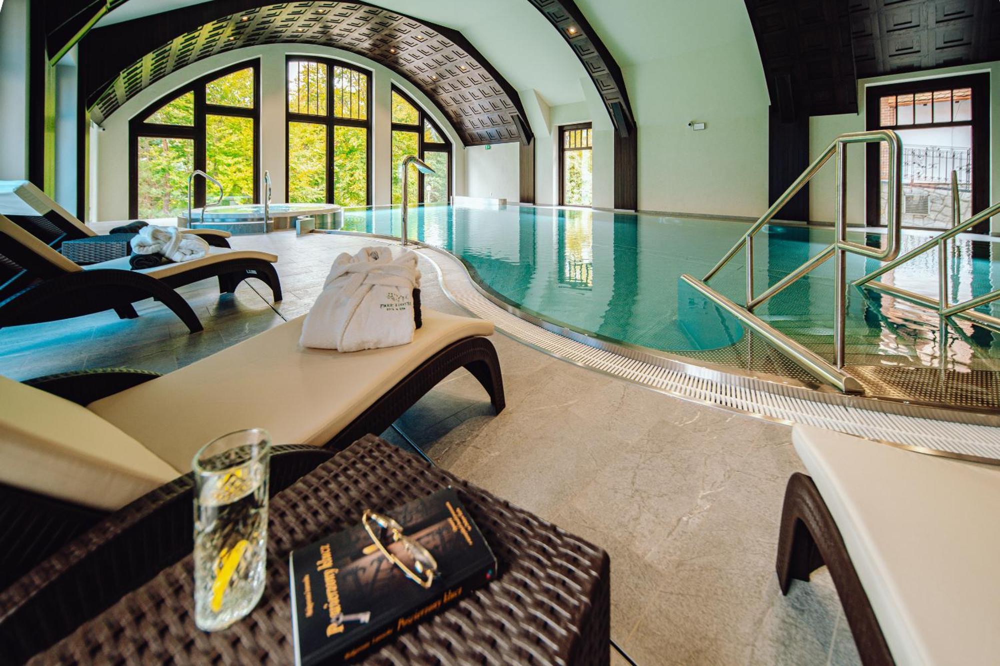 Park Hotel Kur & Spa Świeradów-Zdrój Exteriör bild